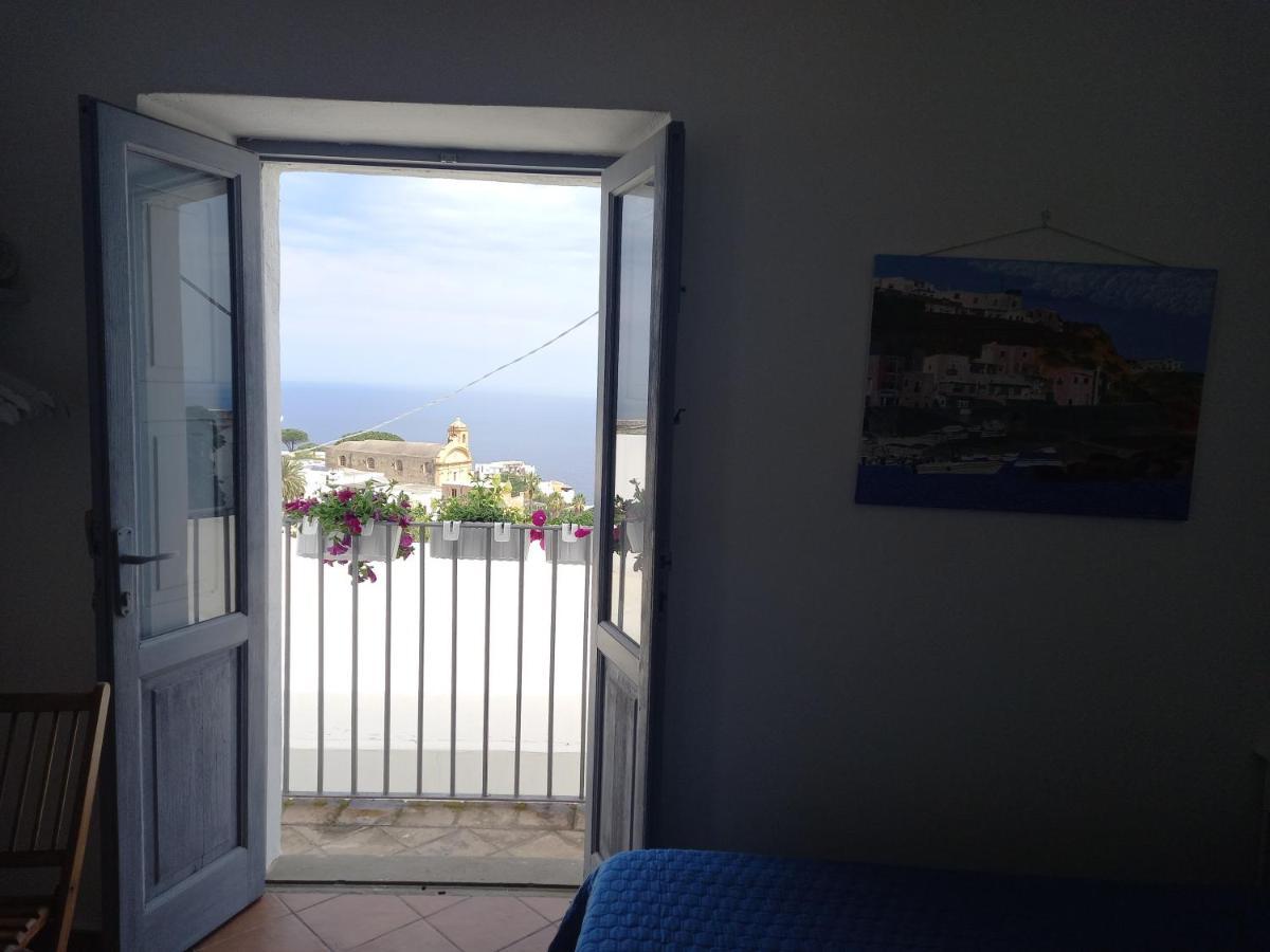 Bed and Breakfast La Casa Di Zeffiro Мальфа Номер фото
