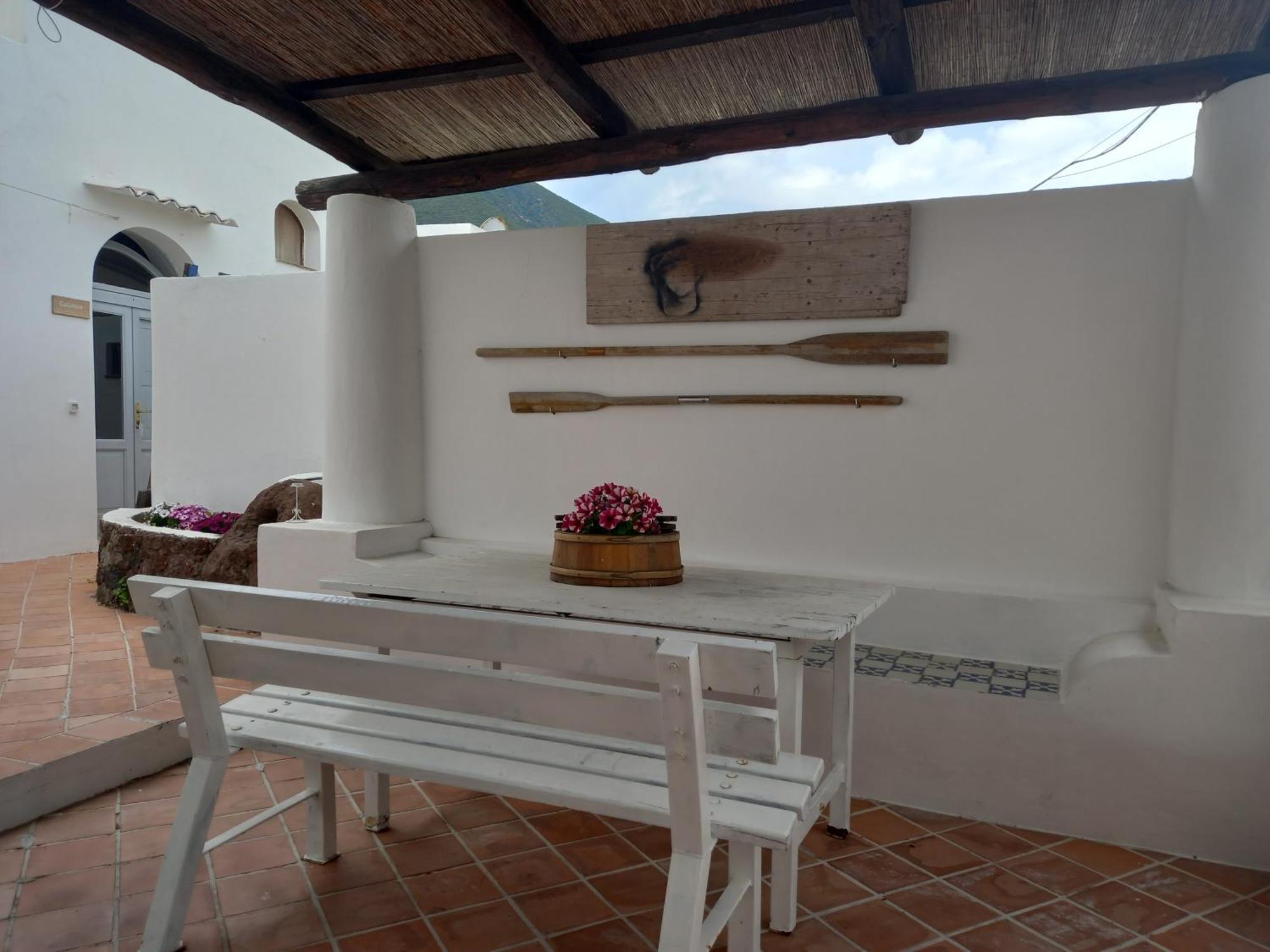 Bed and Breakfast La Casa Di Zeffiro Мальфа Номер фото